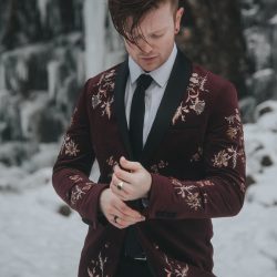 Velvet, faux fur, and waterfalls at this Franklin Falls wintry elopement inspiration
