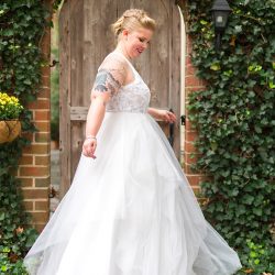 Web 370 - Don't miss the faux hawk at this ultra beautiful DIYed wedding Don't miss the faux hawk at this ultra DIYed wedding of two tax lawyers