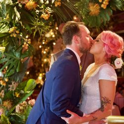 1W8A0718 - Unicorns & pink everything at this sparkly, over-the-top disco party wedding Unicorns & pink everything at this sparkly, over-the-top disco party wedding