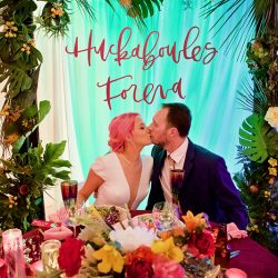 1W8A1750 - Unicorns & pink everything at this sparkly, over-the-top disco party wedding Unicorns & pink everything at this sparkly, over-the-top disco party wedding