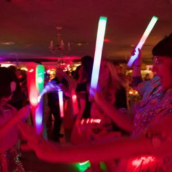 1W8A2702 - Unicorns & pink everything at this sparkly, over-the-top disco party wedding Unicorns & pink everything at this sparkly, over-the-top disco party wedding