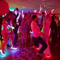 1W8A2897 - Unicorns & pink everything at this sparkly, over-the-top disco party wedding Unicorns & pink everything at this sparkly, over-the-top disco party wedding
