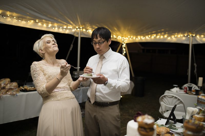 A casually elegant BBQ wedding in their own backyard