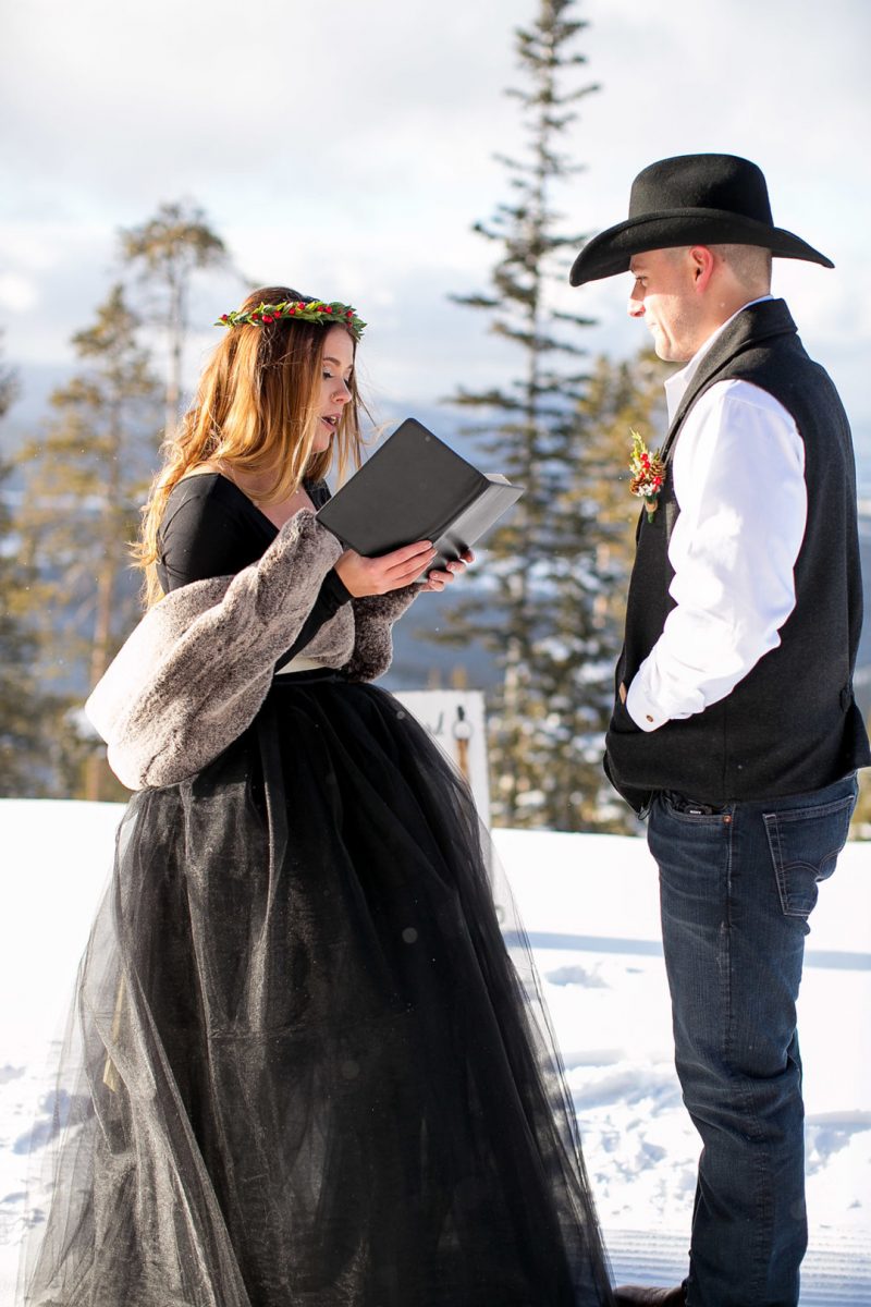 Don't miss the black gown and ski lift ride at this chilly wintry elopement 