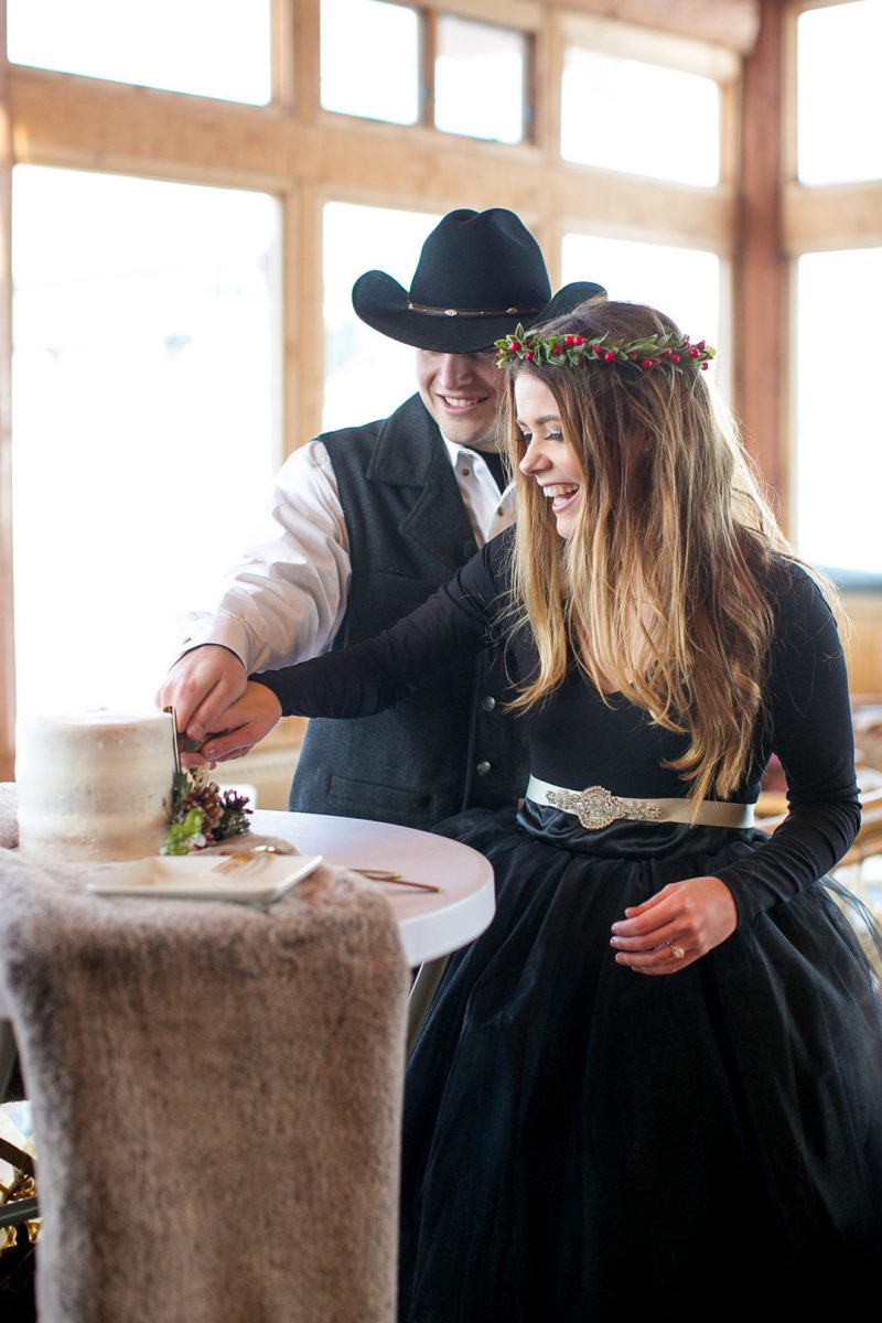 Don't miss the black gown and ski lift ride at this chilly wintry elopement 