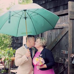 Kelly Rich 069 - An intimate botanical wedding in Pennsylvania with splashes of DIYed color An intimate botanical wedding in Pennsylvania with splashes of DIYed color