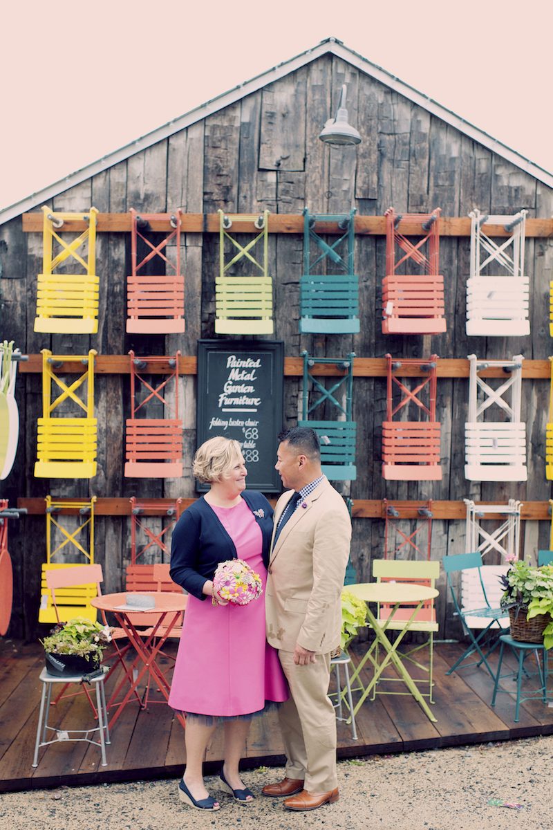 An intimate botanical wedding in Pennsylvania with splashes of DIYed color