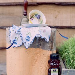 Kelly Rich 197 - An intimate botanical wedding in Pennsylvania with splashes of DIYed color An intimate botanical wedding in Pennsylvania with splashes of DIYed color