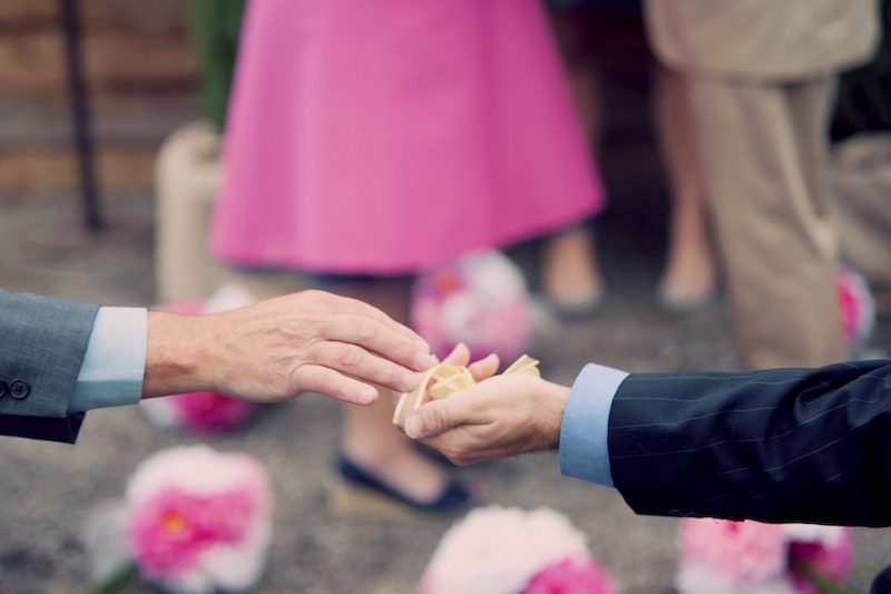 An intimate botanical wedding in Pennsylvania with splashes of DIYed color