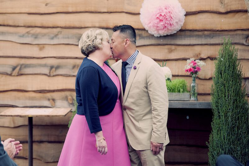 An intimate wedding in Pennsylvania with splashes of DIYed color