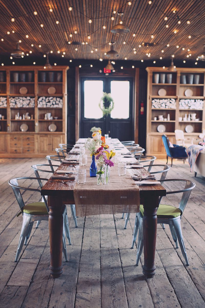 An intimate wedding in Pennsylvania with splashes of DIYed color