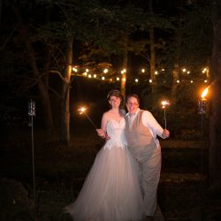 Adrienne Keith Favorites 0134 - Our hearts warmed upon seeing this homegrown backyard woodland wedding Our hearts warmed upon seeing this homegrown backyard woodland wedding