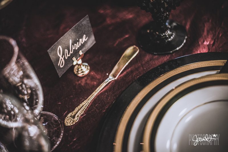 Goth gone LUXE with sparkle, faux fur, and rich reds at this goth wedding inspiration
