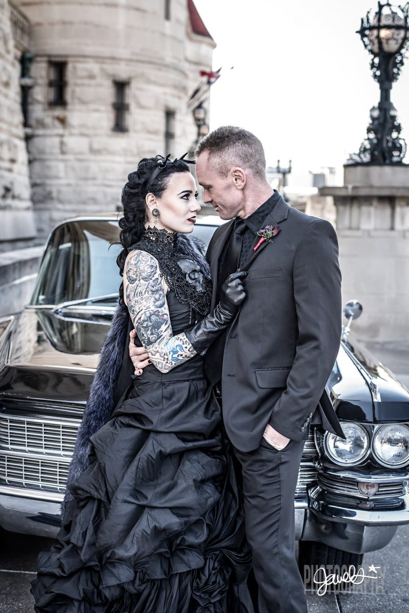 Goth gone LUXE with sparkle, faux fur, and rich reds at this goth wedding inspiration