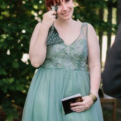 Jonas Seaman OffBeatBride 1041 - A backyard garden party wedding with yard games & cocktail recipe cards A backyard garden party wedding with yard games & cocktail recipe cards