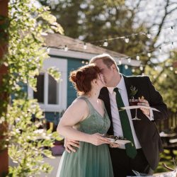 Jonas Seaman OffBeatBride 1067 - A backyard garden party wedding with yard games & cocktail recipe cards A backyard garden party wedding with yard games & cocktail recipe cards