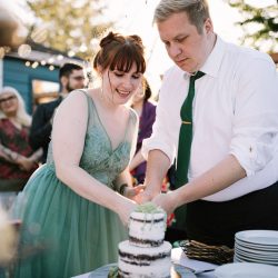 Jonas Seaman OffBeatBride 1091 - A backyard garden party wedding with yard games & cocktail recipe cards A backyard garden party wedding with yard games & cocktail recipe cards