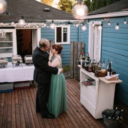 Jonas Seaman OffBeatBride 1112 - A backyard garden party wedding with yard games & cocktail recipe cards A backyard garden party wedding with yard games & cocktail recipe cards