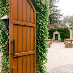 Milligan MacMillan StephanieHopkinsPhotography SHP1770 big - Two gamers tie the knot at a Zelda forest-themed wedding Zelda forest-themed wedding