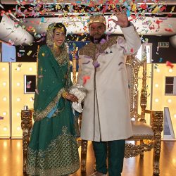 This pair got married in the same room at the groom's parents... 37 years later!