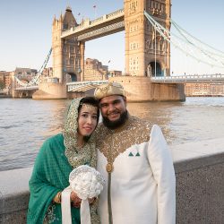 This pair got married in the same room at the groom's parents... 37 years later!