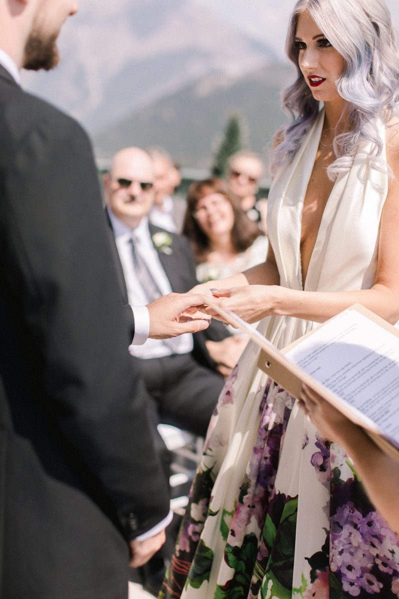Get ready to lose you shit after seeing this Rocky Mountain radish realness wedding