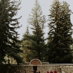 AnnieHallPhotography 129 - When a rustic forest wedding met red, black, and metal When a rustic forest wedding met red, black, and metal