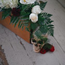ParenthesisPhotography parenthesisphotographyanatomy00034 big - Anatomy meets embroidery at this creepy-stylish and moody wedding inspiration Anatomy meets embroidery at this creepy-stylish and moody wedding inspiration