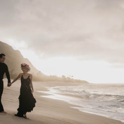 tam hq 116 - NYC to Hawaii: this pair self-united at their elopement in Oahu NYC to Hawaii: this pair self-united at their Hawaiian elopement