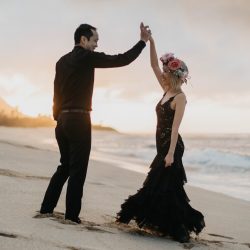 tam hq 161 - NYC to Hawaii: this pair self-united at their elopement in Oahu NYC to Hawaii: this pair self-united at their Hawaiian elopement