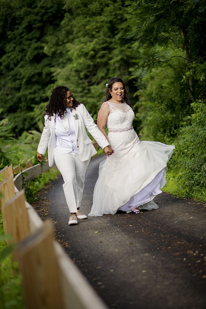 Bookworms and gamer girls marry in style in New York