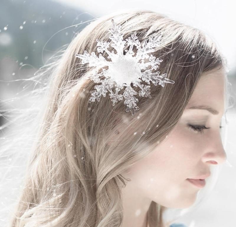 17 winter wedding headpieces & veils to transform you into a snow queen