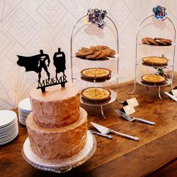 20 Creativo MarcusRigo - Heroes in love: a comic book themed microwedding in Chicago Heroes in love: a comic book themed microwedding in Chicago