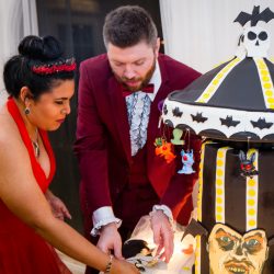 44068636420 28123e4a0e k - A most "strange and unusual" Beetlejuice wedding (officiated by Miss Argentina!) A most "strange and unusual" Beetlejuice wedding (officiated by Miss Argentina!)
