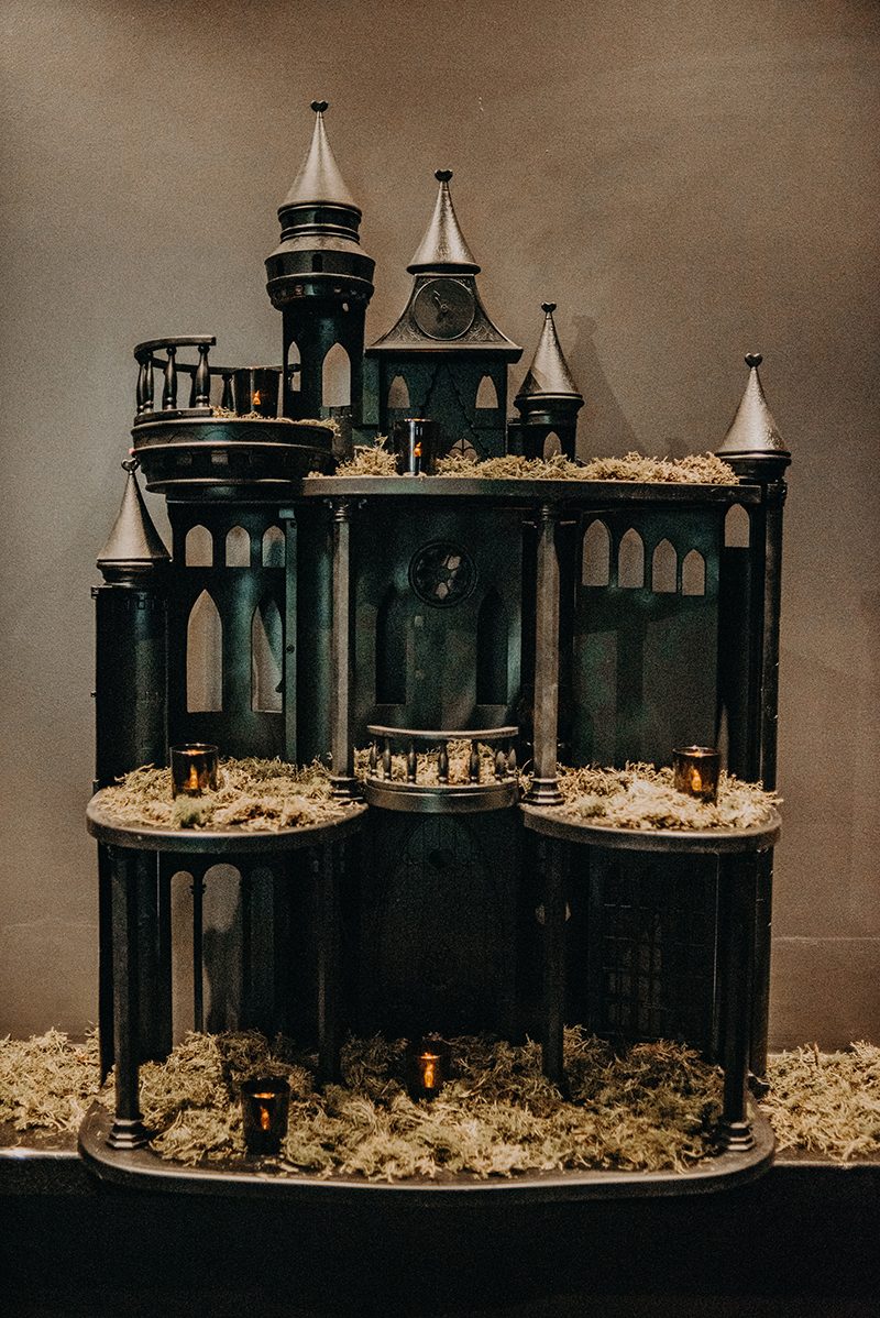 This Atlanta gothic wedding had a headpiece to die for