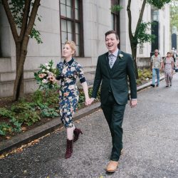 Ack Hicks EverlyStudios EverlyStudiosAmandaDuncan078 big - A whimsical brunch elopement in Brooklyn covered in florals A whimsical brunch elopement in Brooklyn covered in florals