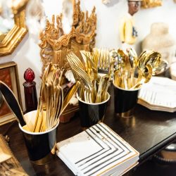 Ack Hicks EverlyStudios EverlyStudiosAmandaDuncan160 big - A whimsical brunch elopement in Brooklyn covered in florals A whimsical brunch elopement in Brooklyn covered in florals