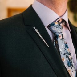 Ack Hicks EverlyStudios EverlyStudiosAmandaDuncan243 big - A whimsical brunch elopement in Brooklyn covered in florals A whimsical brunch elopement in Brooklyn covered in florals