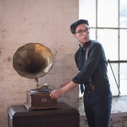 Industrial chic vibes at this vintage-inspired two-groom wedding inspiration
