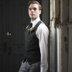 Industrial chic vibes at this vintage-inspired two-groom wedding inspiration