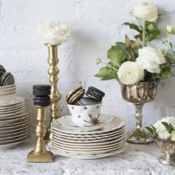 Industrial chic vibes at this vintage-inspired two-groom wedding inspiration