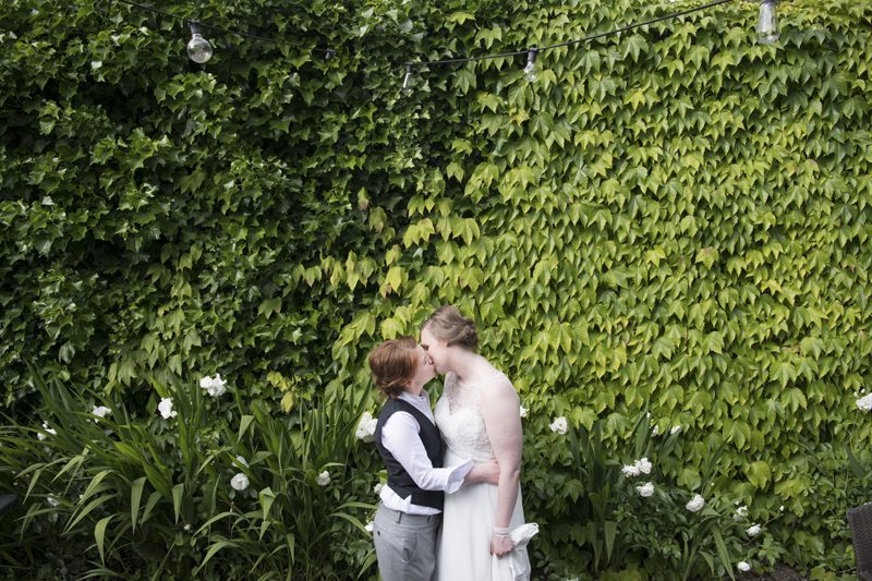 This Irish theatre wedding was Art Deco meets '80s dance party meets musical theater