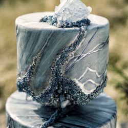 This viking wedding inspiration is all about untamed beauty on the coast