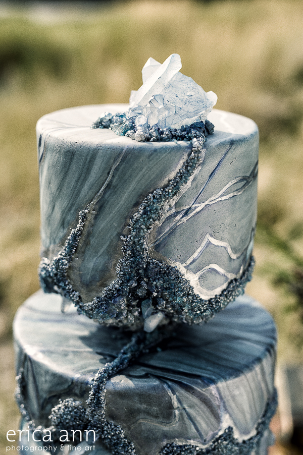 This viking wedding inspiration is all about untamed beauty on the coast