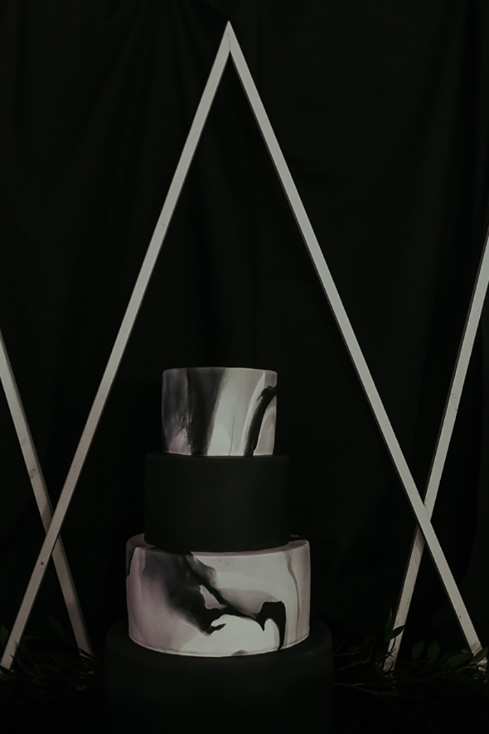 Vintage style & geometric touches at this vintage garage wedding