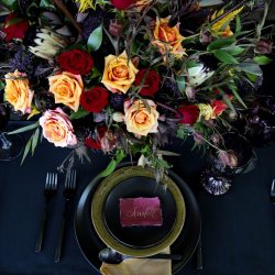 TristaMajaPhotography 6E8A0336 big - Vivid colors meet goth chic at this moody & quirky wedding inspiration Vivid colors meet goth chic at this moody & quirky wedding inspiration