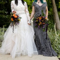TristaMajaPhotography 6E8A1031 big - Vivid colors meet goth chic at this moody & quirky wedding inspiration Vivid colors meet goth chic at this moody & quirky wedding inspiration