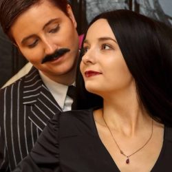 enhance 12 - Like Morticia & Gomez themselves, this Addams Family engagement shoot is #couplesgoals Like Morticia & Gomez themselves, this Addams Family engagement shoot is #couplesgoals