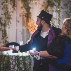 Owls, vines, & feathers at this glam Labyrinth meets 1920s wedding