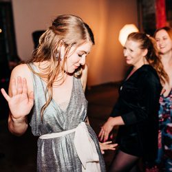 DB1 9140 - This Brooklyn art museum wedding was so stunning, I may have ugly cried This Brooklyn art museum wedding was so stunning, I may have ugly cried